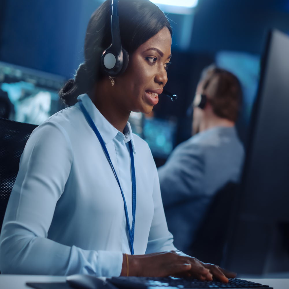 Support agent on a call resolving client queries